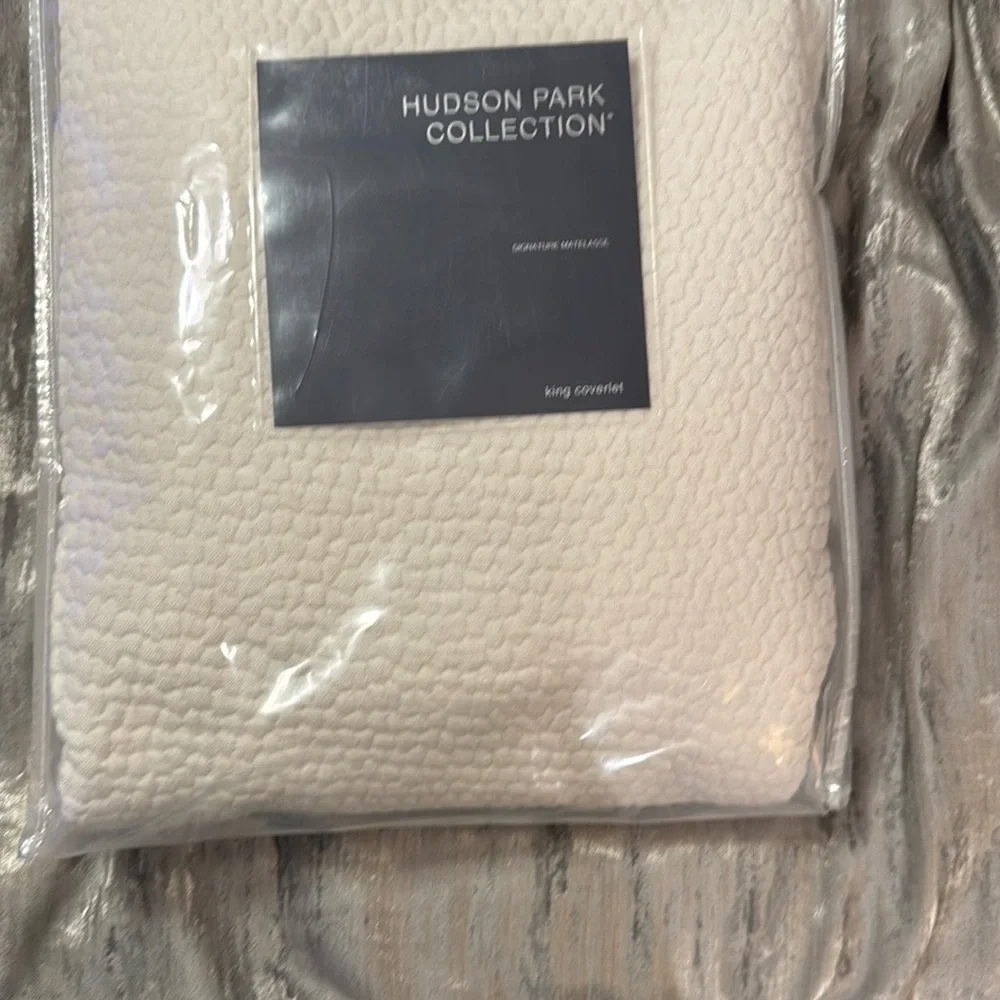 Hudson Park Collection Signature Matelasse King Cover Coverlet